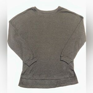 Women’s long sleeve knit sweater top